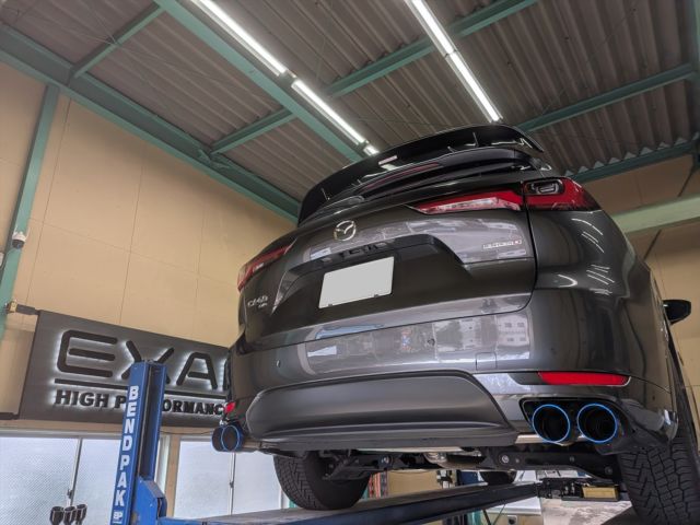Precision & Aesthetics.
MAZDA CX-60 fitted with the EXART ONE exhaust system and burnt titanium tips.
Using 3D scanning technology for a perfect fit, we ensure every millimeter of alignment is spot on. It's not just about the sound; it's about the presence it commands on the road.
Thank you to the owner for traveling from Tokyo to our workshop!

MAZDA CX-60 × EXART ONE マフラー。
東京よりご来店いただいたオーナー様の一台をご紹介します。

チタンテールの美しいグラデーションが、CX-60のリアビューに圧倒的な品格をプラス。3Dスキャニングによる精密設計と、熟練の職人による丁寧なフィッティングが、この完璧な左右対称の美しさを創り出します。

#exart_japan #exart #mazda #cx60 #mazdacx60 #exhaust #muffler #jdm #jdmstyle #madeinjapan
